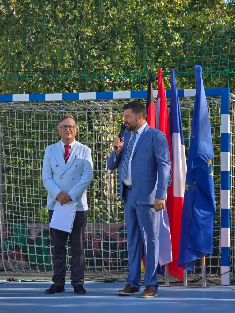 Instagram post from deutscheschulezagreb. This post is in position 3.